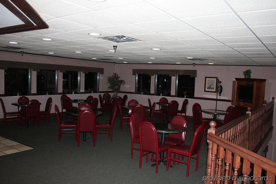 Saratoga Inn & Suites Cannon Falls Restoran gambar